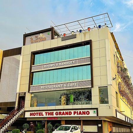 Hotel The Grand Piano - Best Business Hotel In Patan Luaran gambar