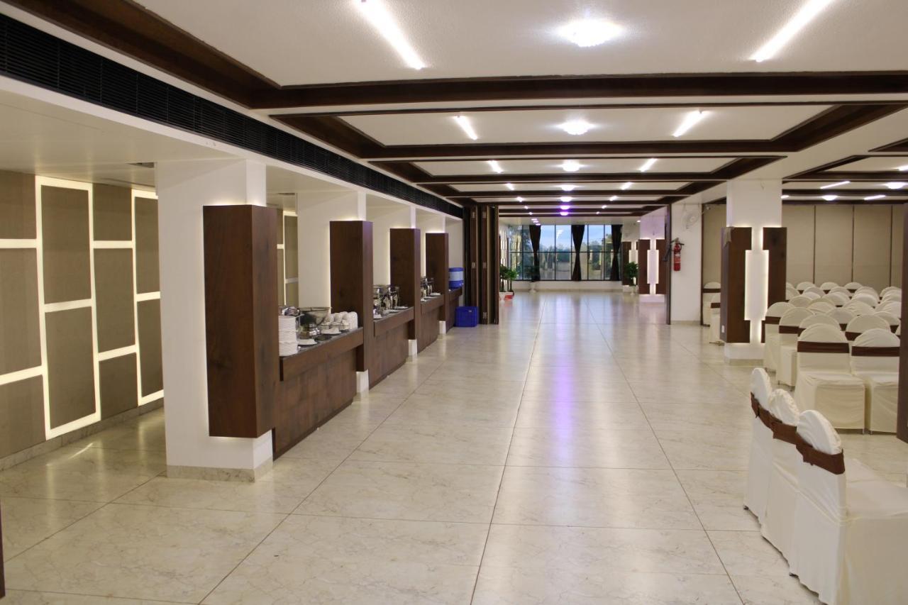 Hotel The Grand Piano - Best Business Hotel In Patan Luaran gambar