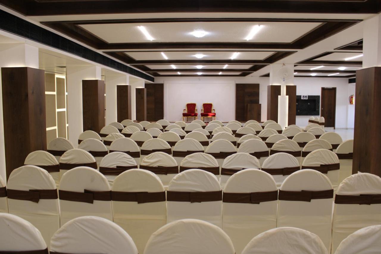 Hotel The Grand Piano - Best Business Hotel In Patan Luaran gambar