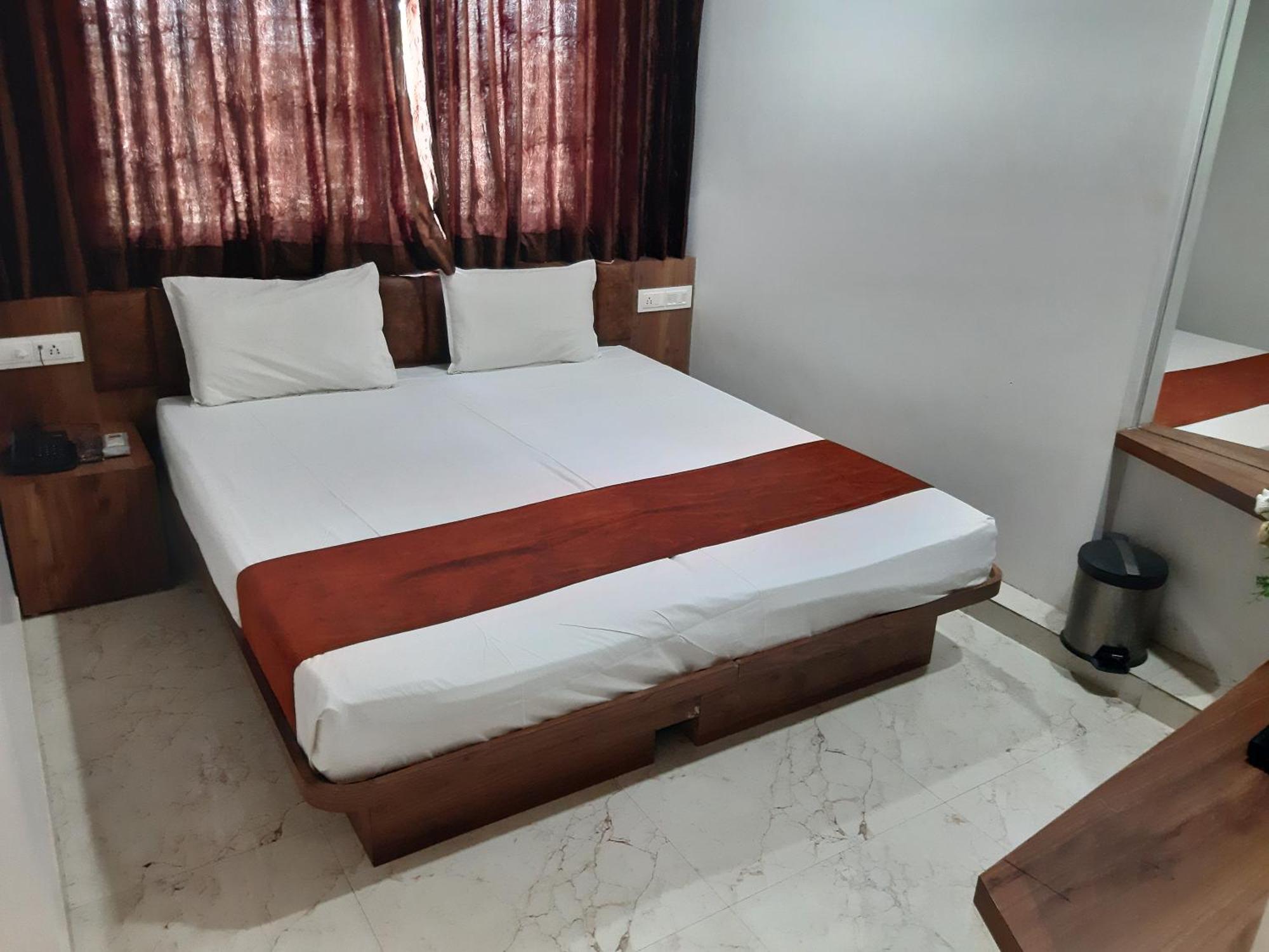 Hotel The Grand Piano - Best Business Hotel In Patan Luaran gambar
