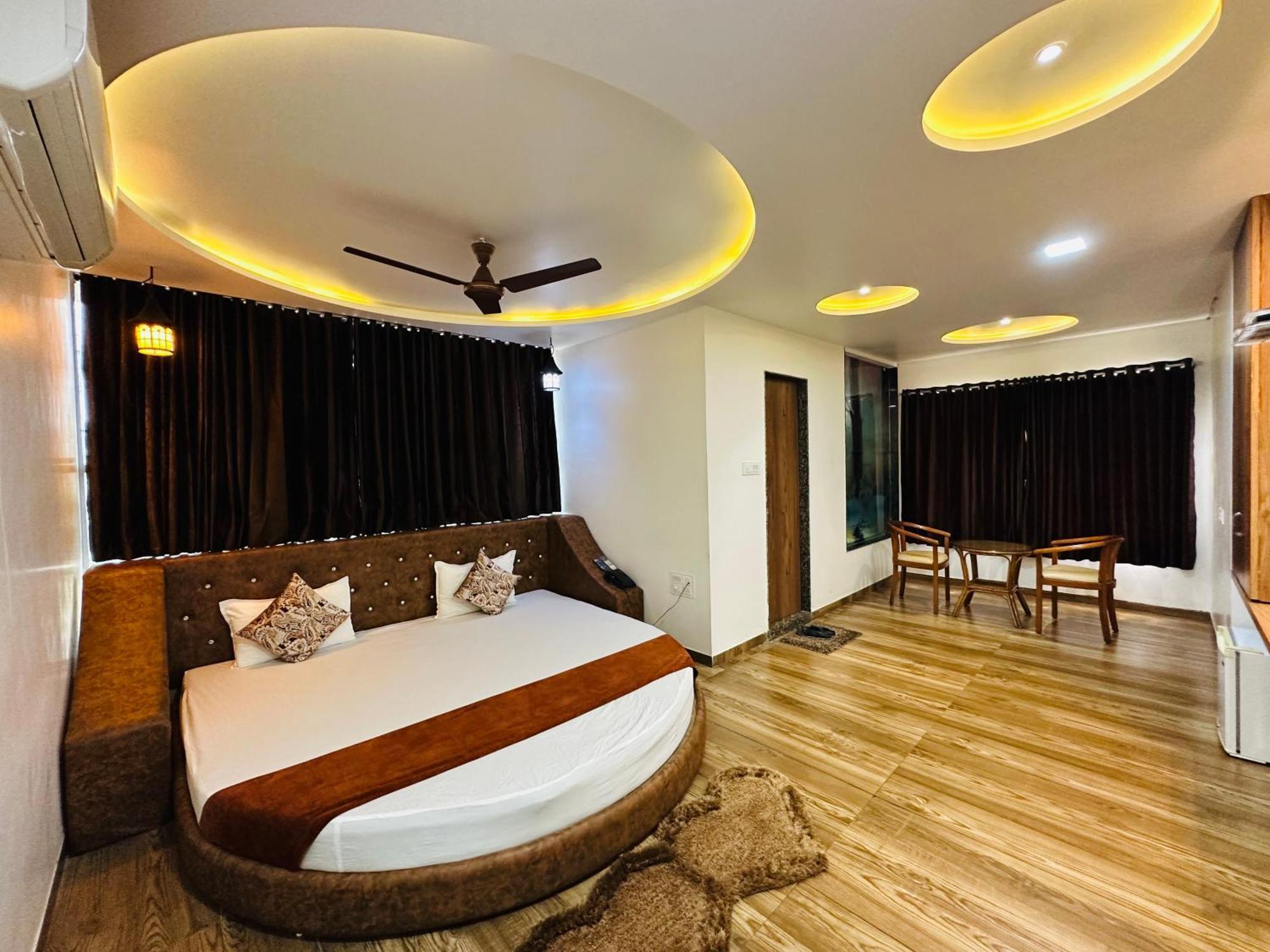 Hotel The Grand Piano - Best Business Hotel In Patan Luaran gambar